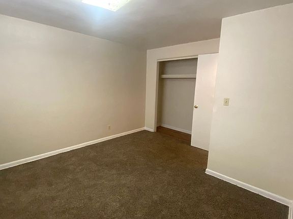 5th image of 239 E Oak Cliff Ct #3