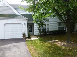 406 Hill Ct, Wauconda, IL 60084