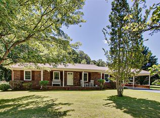 1232 Appaloosa Trl, Asheboro, NC 27205