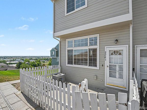 4th image of 8199 Welby Road #2201