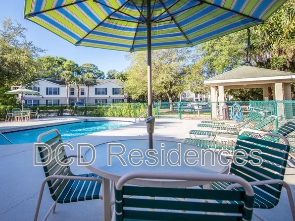 1091 Four Seasons Cir, Sarasota, FL 34234