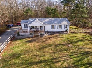 532 Wauregan Rd, Killingly, CT 06239