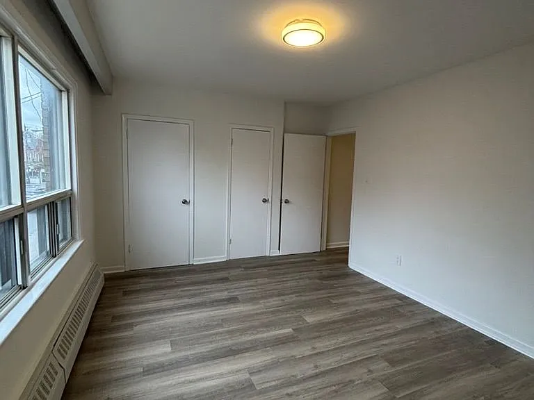 265 Augusta Ave #1 — Photo 2