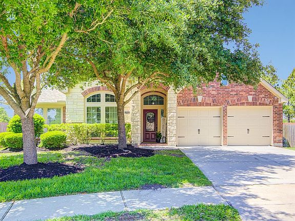 2nd image of 2702 Ginger Cove Ln