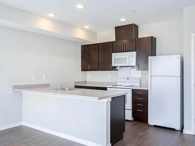 Shelby Commons — Photo 30