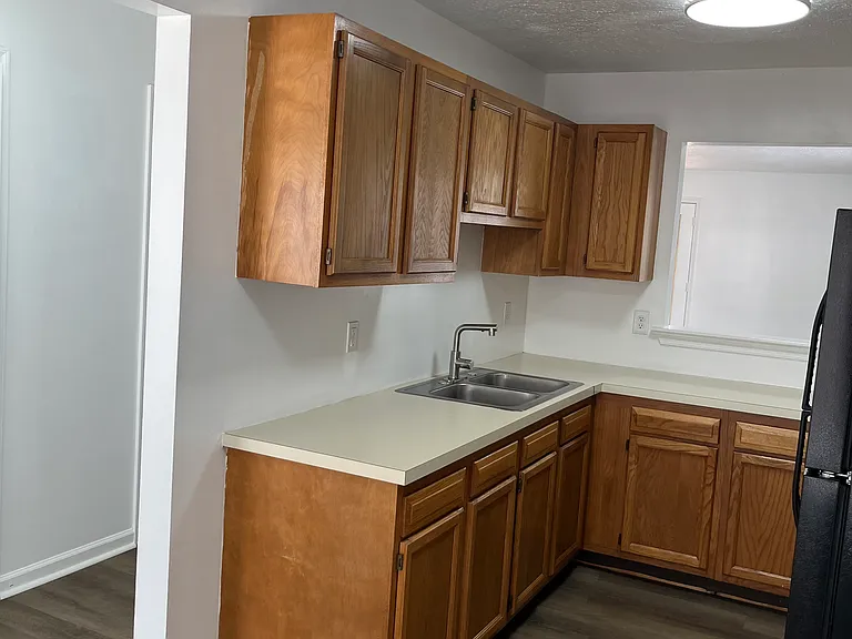 102 Gateway Dr — Photo 23