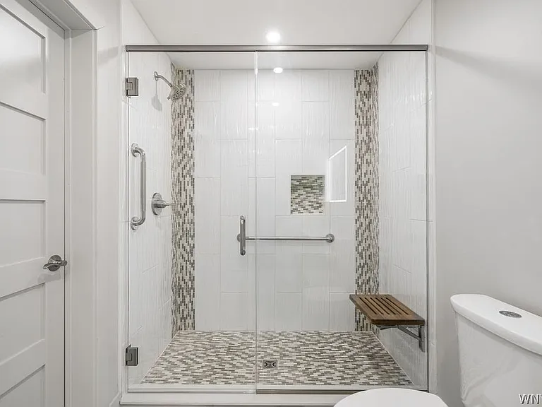 855 Madison Ave — Photo 7