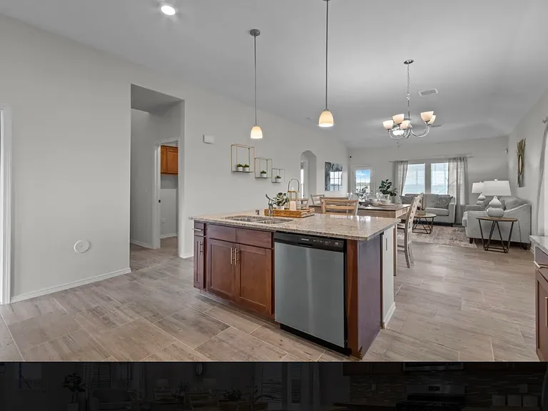 1041 Nepal Sky St — Photo 4