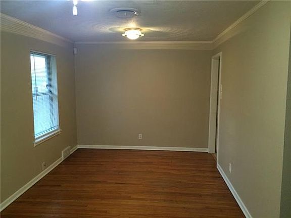 4th image of 1629 Montclair Dr
