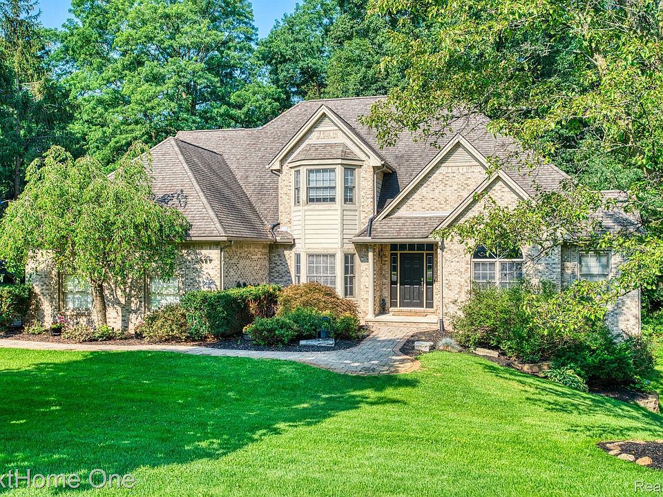 1st image of 10408 Overhill Dr