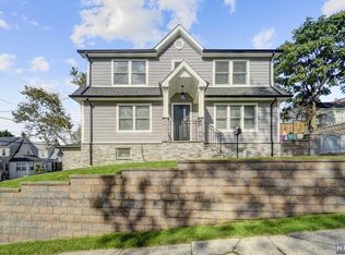 35 Afton St, Kearny, NJ 07032