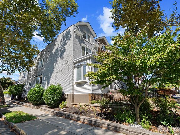 2nd image of 205 Water St
