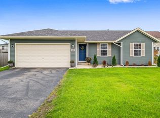 6429 Sunny Meadow Dr, Machesney Park, IL 61115