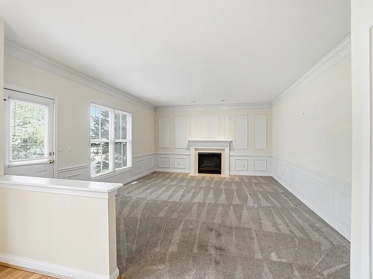 7822 Remington Rd — Photo 12