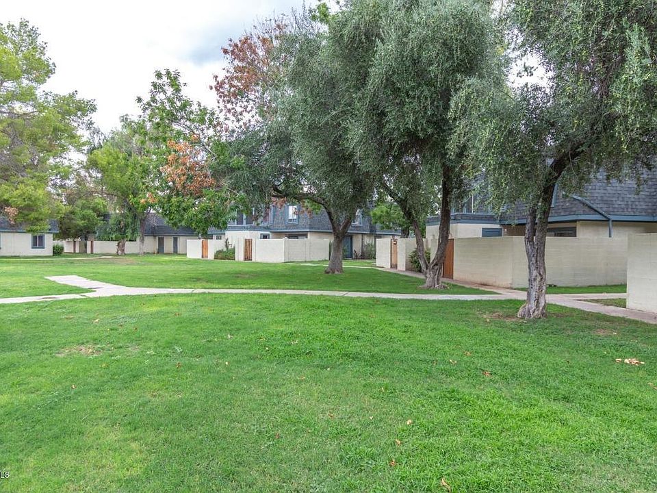 1st image of 3330 W Las Palmaritas Dr