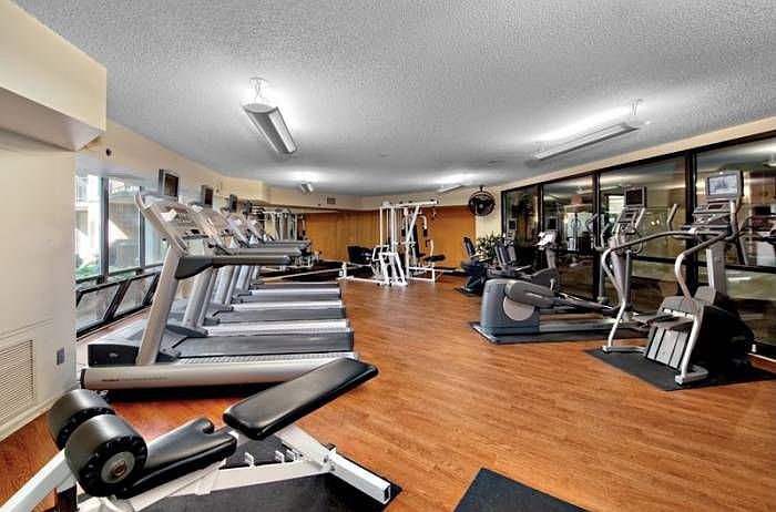 24/7 FITNESS CENTER