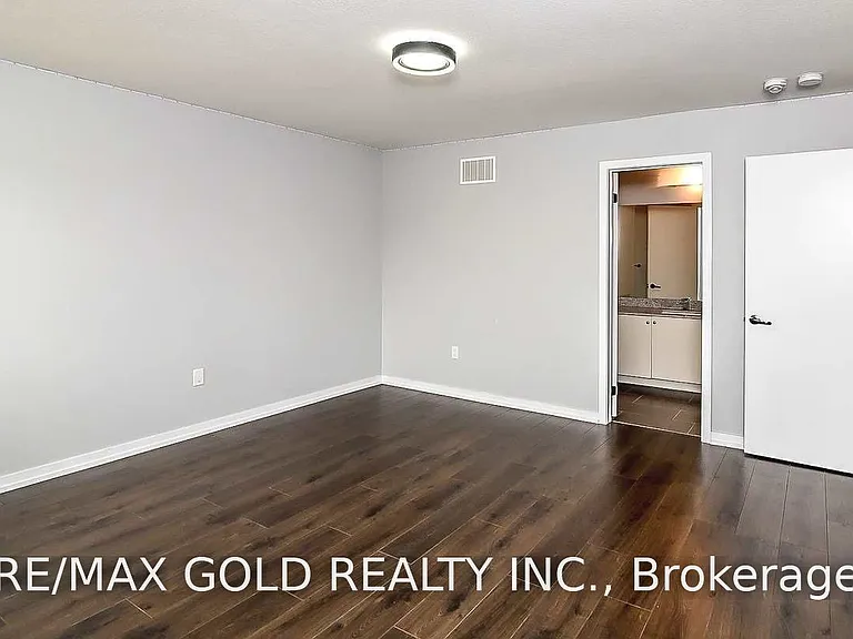 206 Crafter Cres — Photo 30