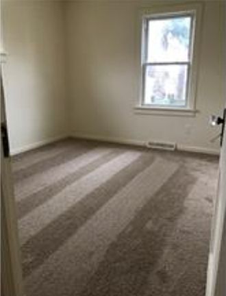 3rd image of 9409 Plymouth Ave