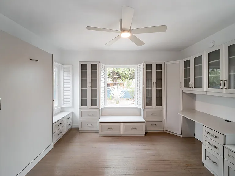 1815 E Waverly St #1 — Photo 11
