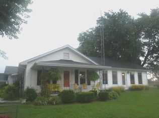 8325 Princeton Rd, Hopkinsville, KY 42240