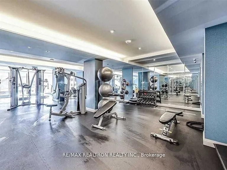 50 Wellesley St E #1111 — Photo 31
