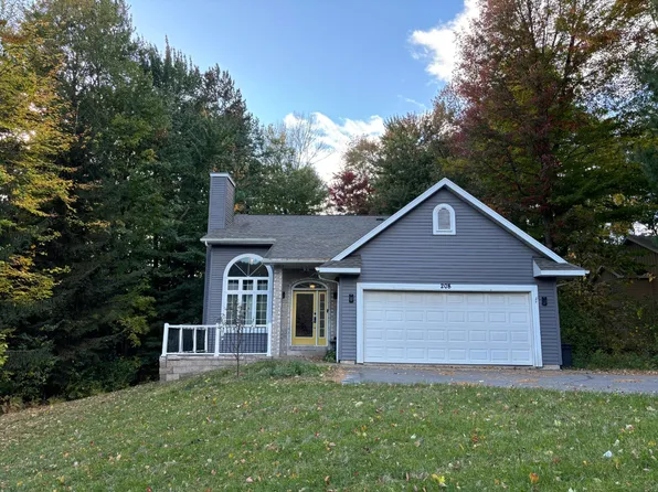 208 S 36th Ave, Wausau, WI 54401