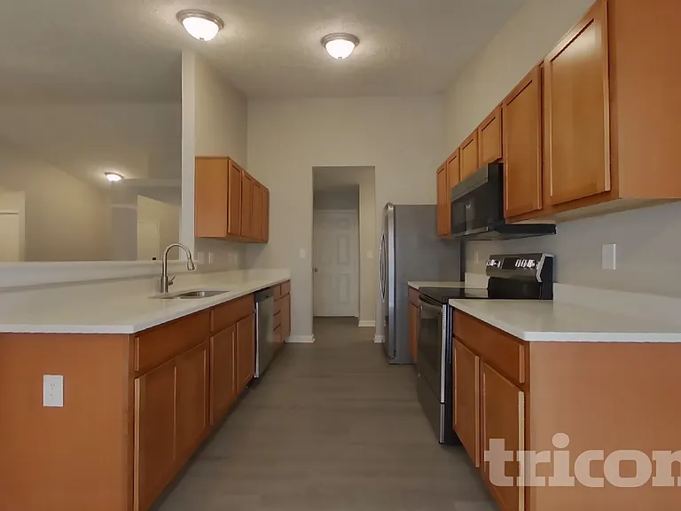 2497 Foxtail Dr — Photo 4