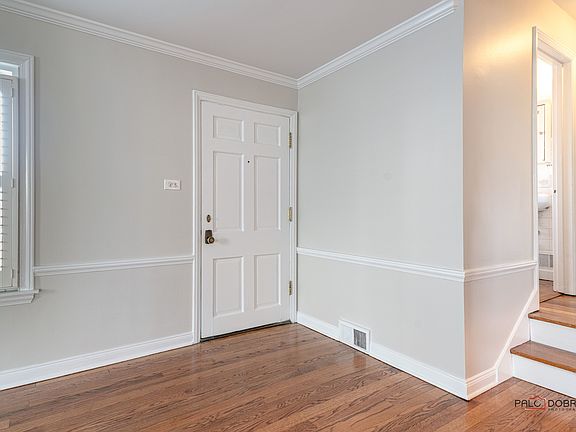 3rd image of 149 Coolidge Ave