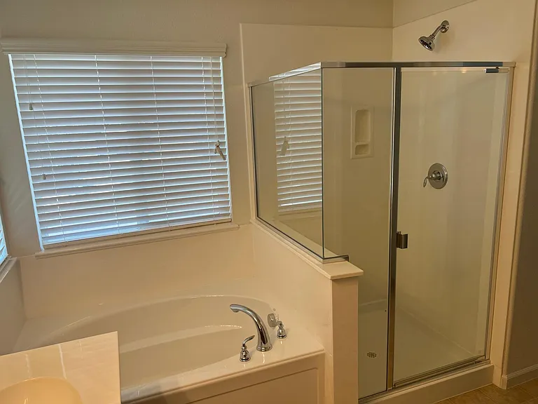 230 Cogburn Cir — Photo 10