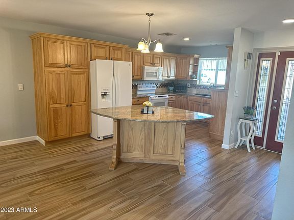3rd image of 10926 W TROPICANA Circle