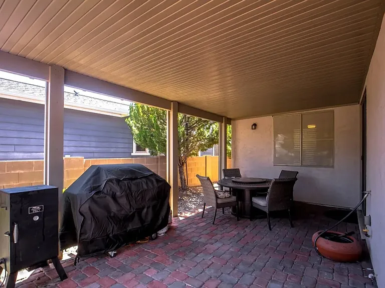 1645 N Thimble Ln — Photo 25