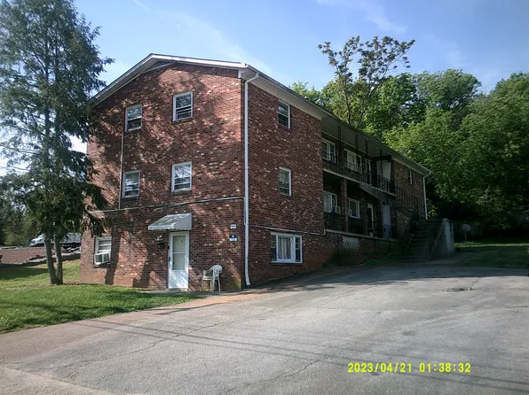 425 N Floyd St #B, Danville, VA 24541