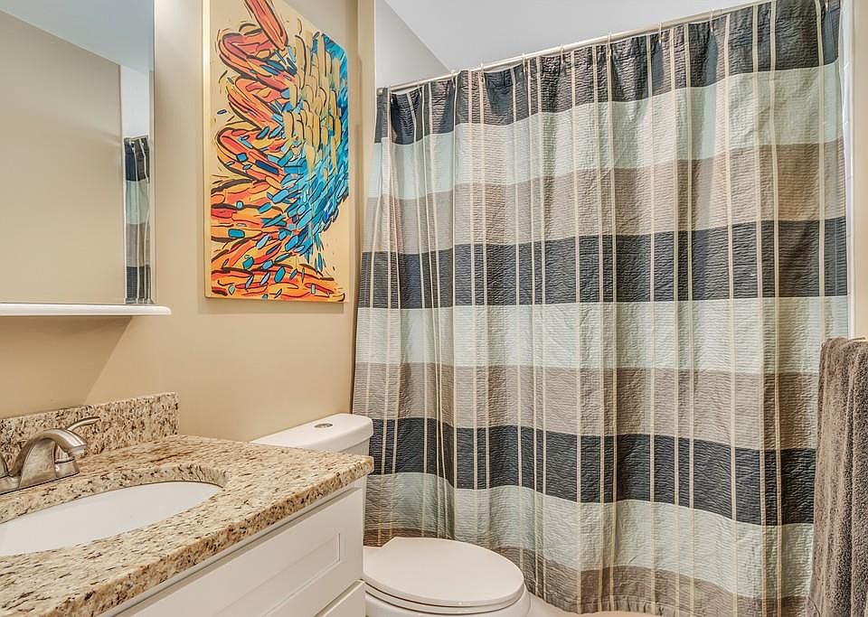 2nd image of 22 Taft St #1