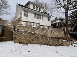 1 Oak St, Danbury, CT 06811