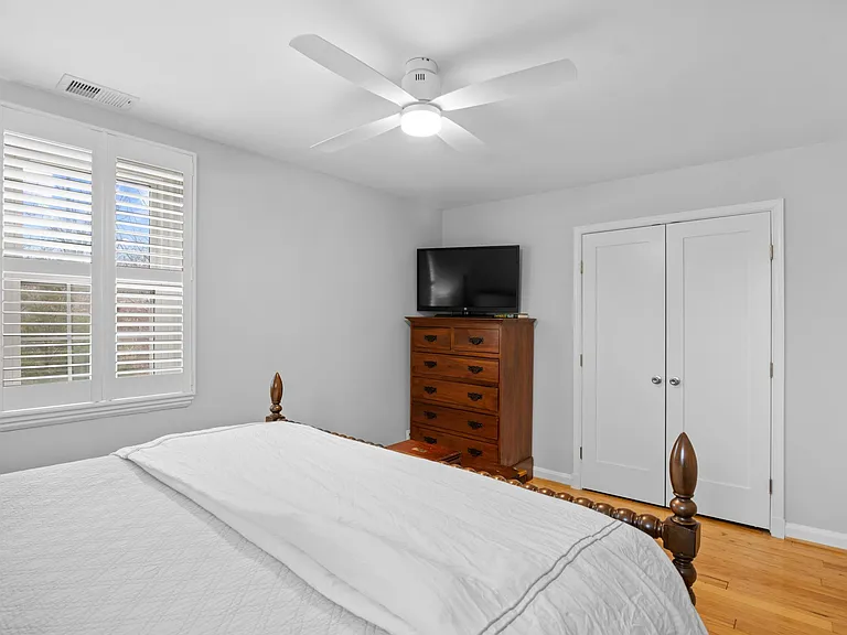3203 S Stafford St — Photo 28