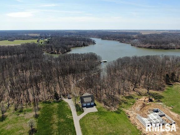 3rd image of 19003 N Hammer Rd
