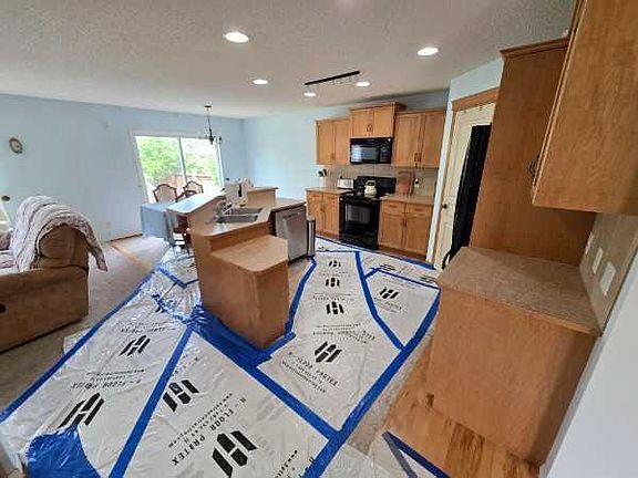 4th image of 62 S New Brighton Cir SE