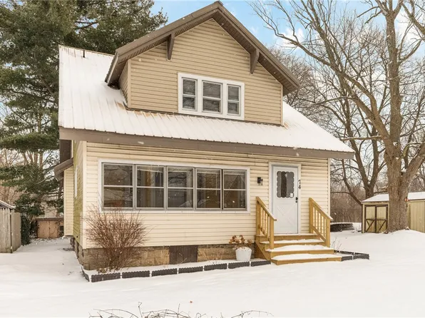 74 Maple Ave, Sodus, NY 14551