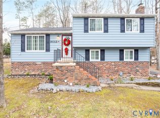 9013 Laureate Ln, North Chesterfield, VA 23236