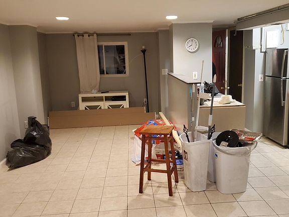 3rd image of 182 Revere Ave