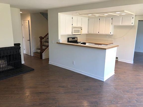 5th image of 1817 Ponderosa Cir