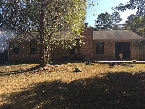 3rd image of 147 Rolling Oaks Dr