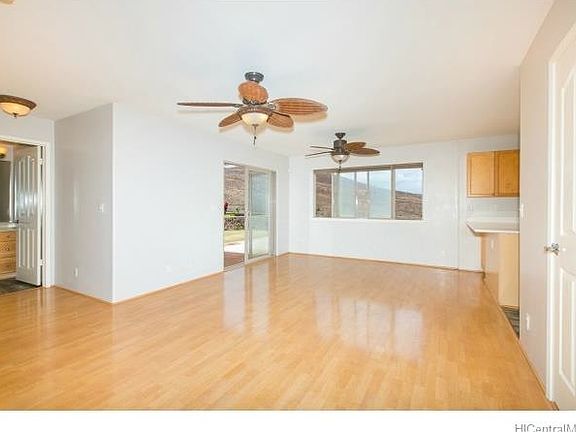 3rd image of 92-1530 Punawainui St