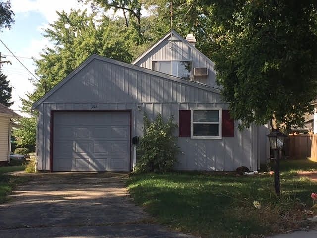 1st image of 221 Marine Ave