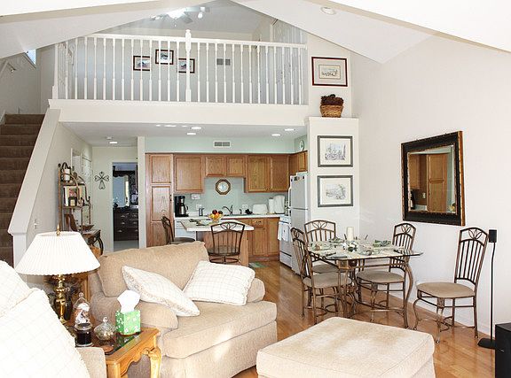 5th image of 8322 Cottonwood Ct