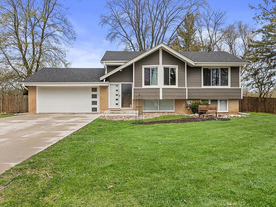 1st image of 5748 Sandy LANE
