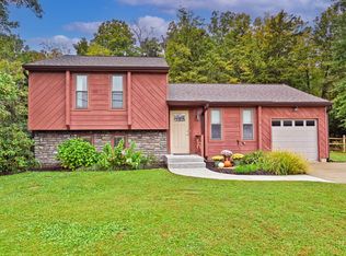 3353 Jenny Lind Rd, Amelia, OH 45102