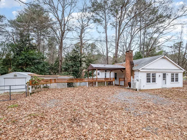 108 McGill St, Sanford, NC 27330