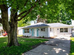 1804 S York Rd, Yorktown, IN 47396