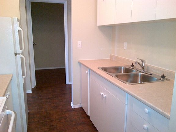 4th image of 10109 13th St
